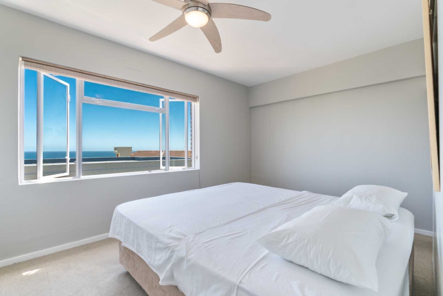 2 Bedroom Property for Sale in Sea Point Western Cape